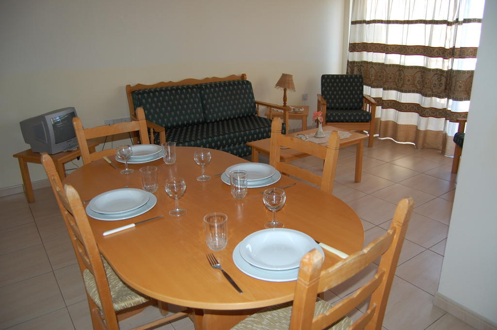 Nicos & Olympia Apartments Полис Стая снимка