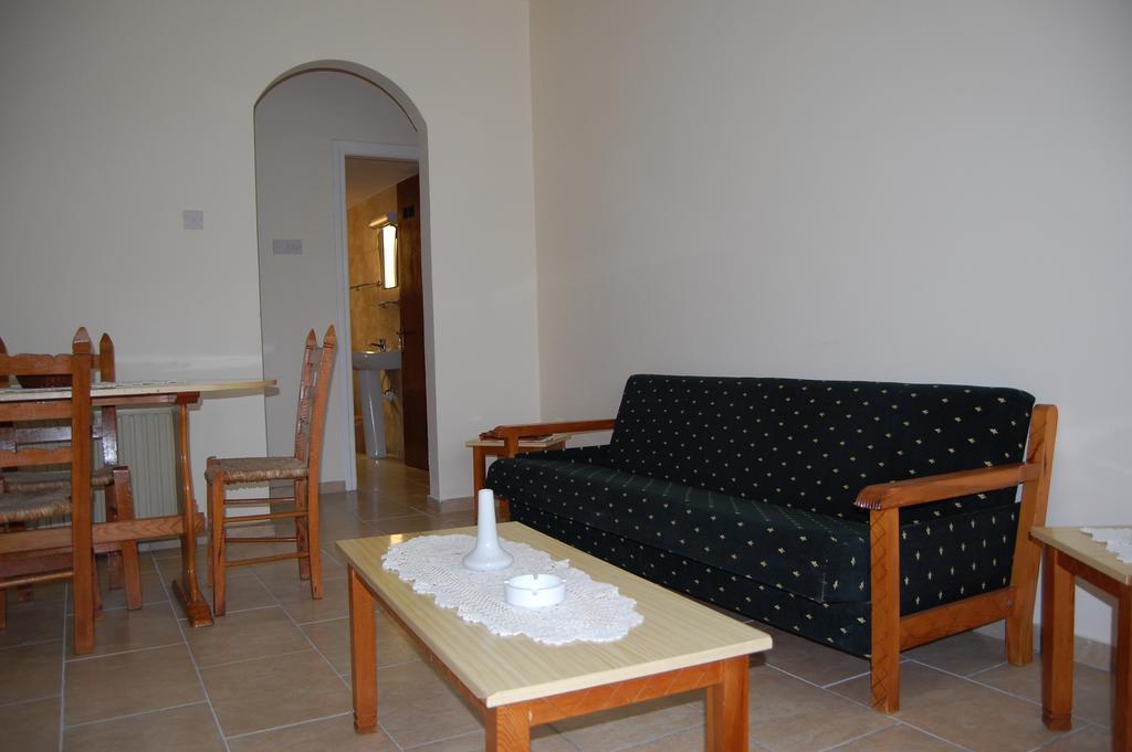 Nicos & Olympia Apartments Полис Екстериор снимка
